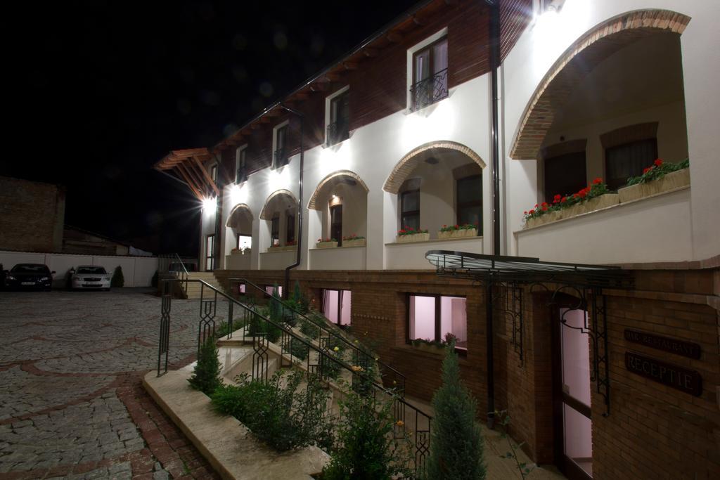 La Maison de Caroline Alba Iulia Extérieur photo